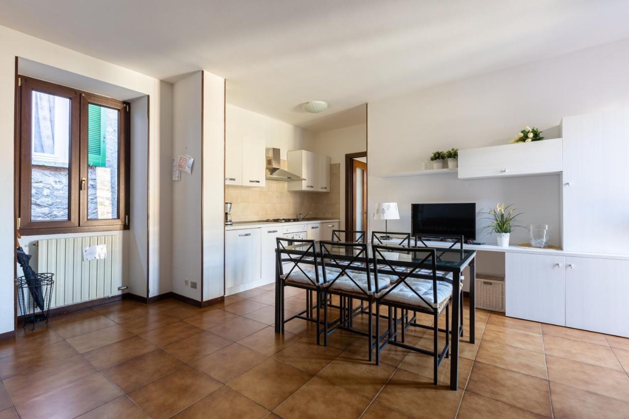 Mysa Properties - Casa Chicca, Flat With Lake View Terrace 佩尔莱多 外观 照片
